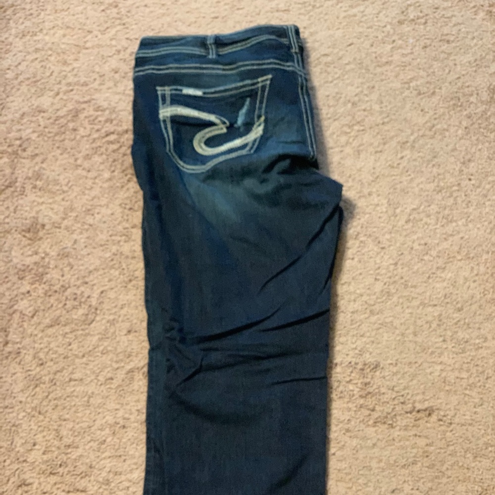 Cropped Silver ‘fluid’ boyfriend jeans